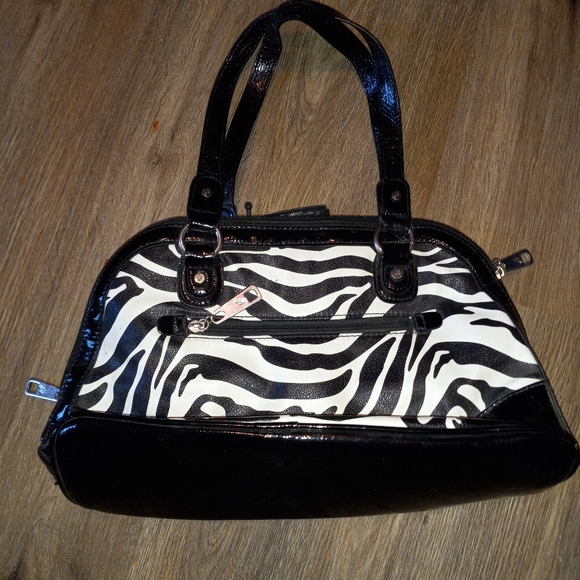 Grace Adele Purse - Picture 8 of 9